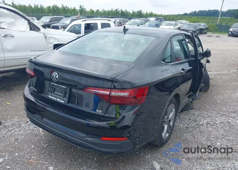 2024 Volkswagen Jetta 1.5T Se z USA, uszkodzony, nr VIN 3VW7M7BU9RM065335